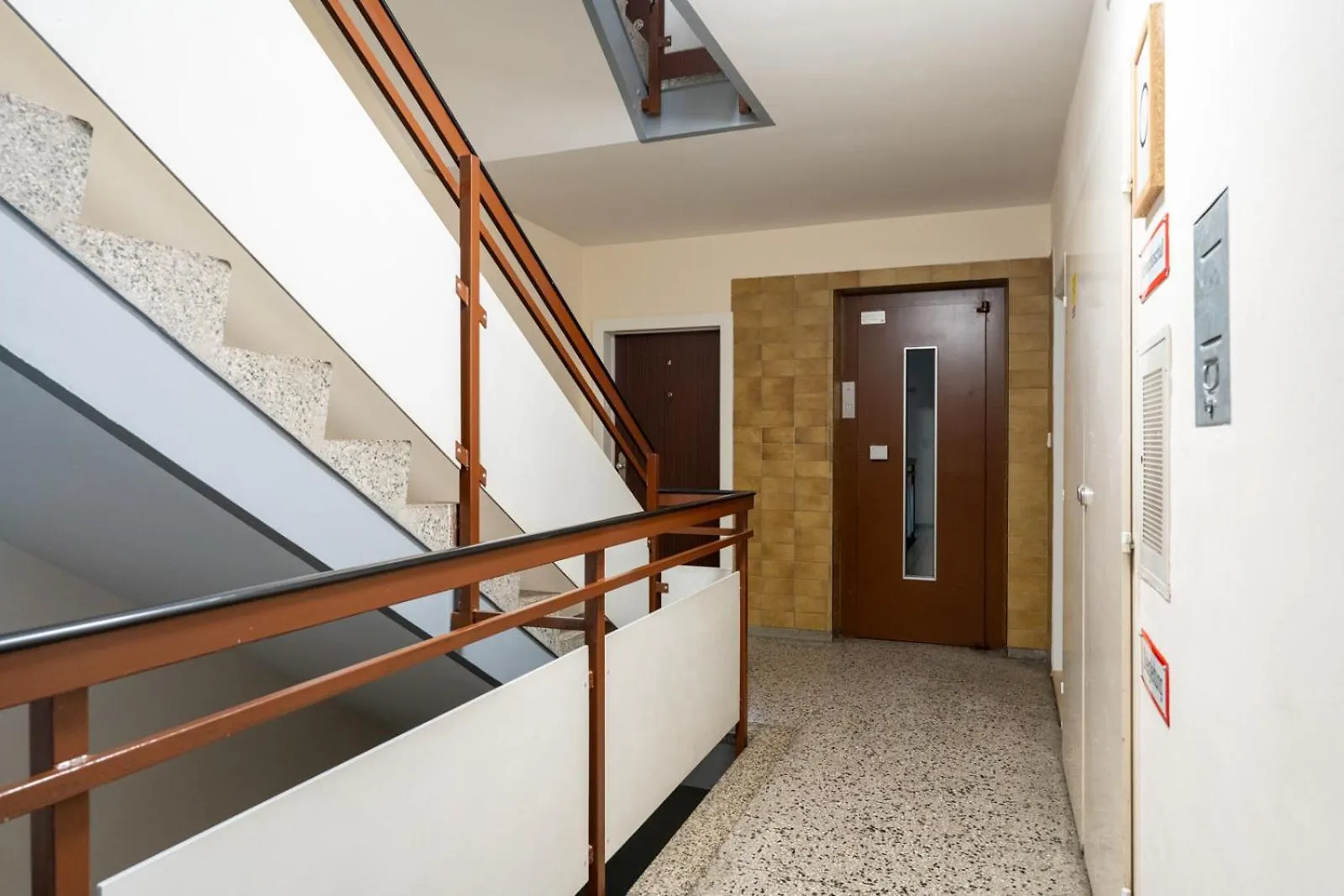 Two Bedrooms - 85 Squaremeters - 4 Min To U6 Dresdner Str Вена