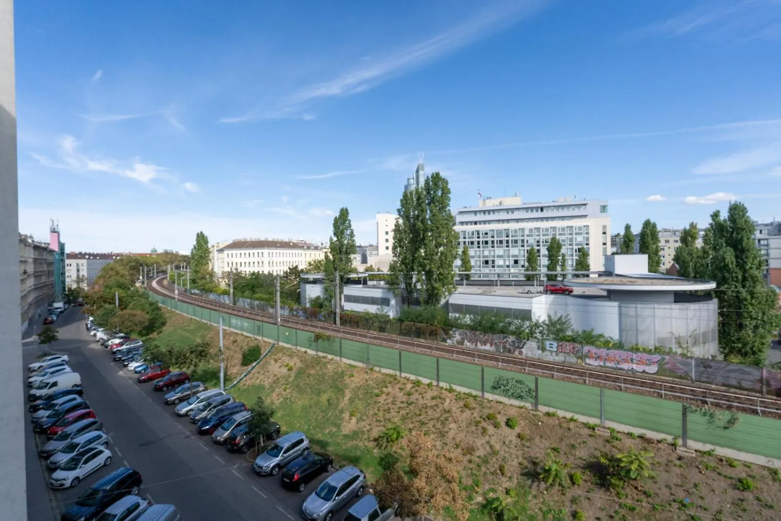 Two Bedrooms - 85 Squaremeters - 4 Min To U6 Dresdner Str Вена 0*,  Австрия